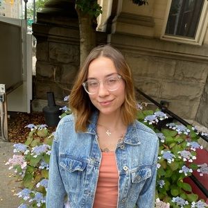 Meet your Posher, Kayla